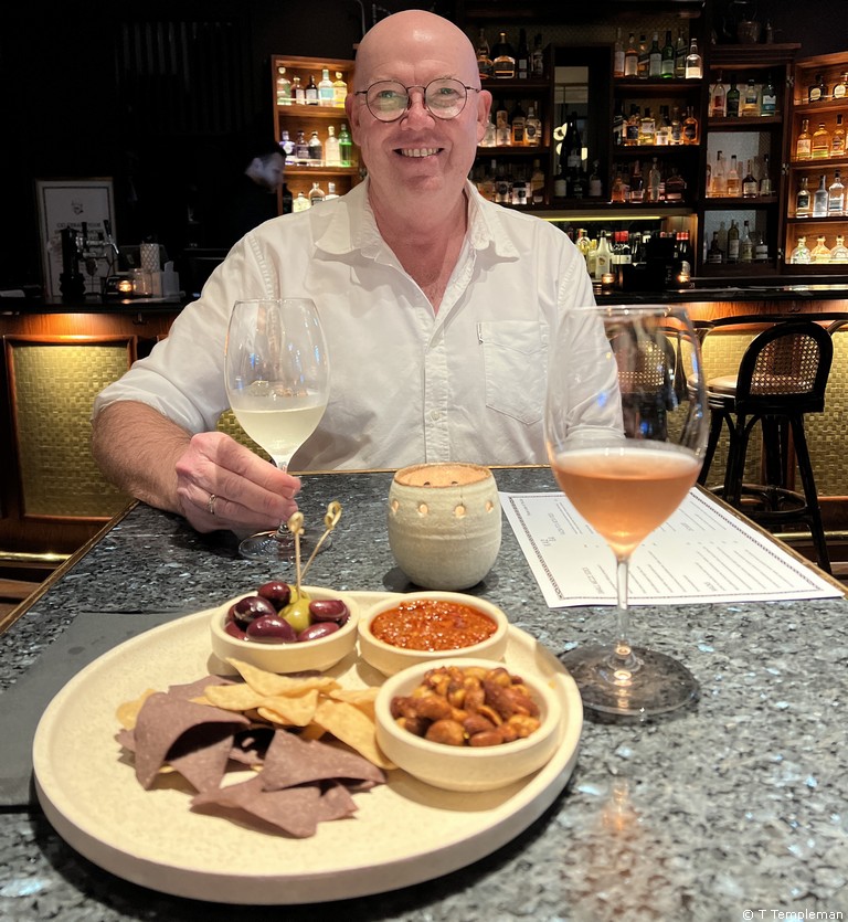 Apero hour at Ovolo The Valley