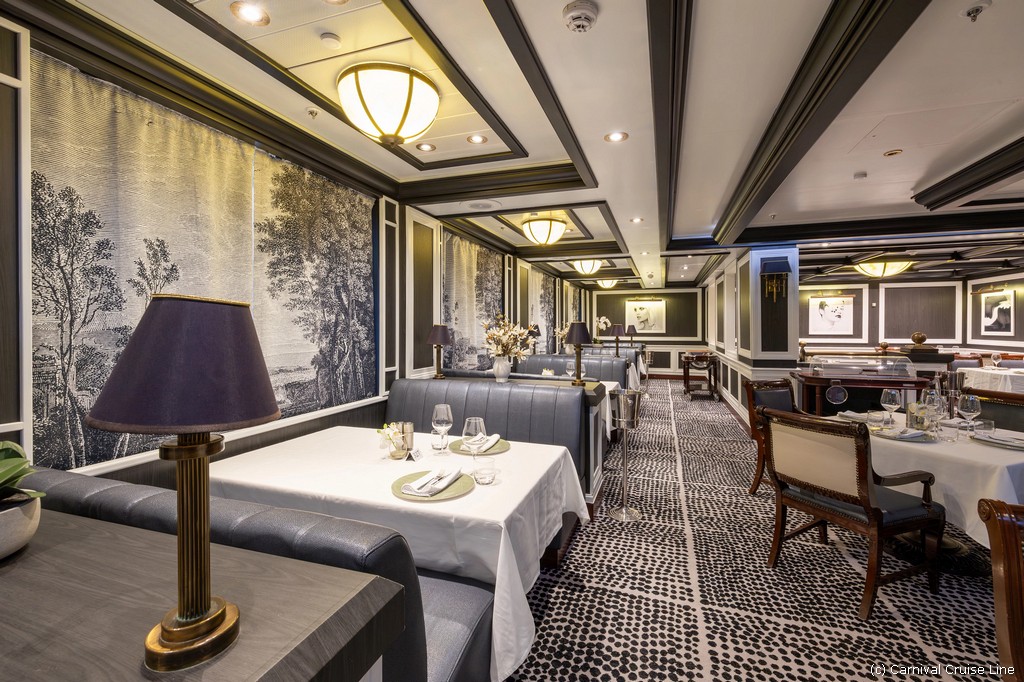 Lukes Bar and Grill on Carnival Encounter