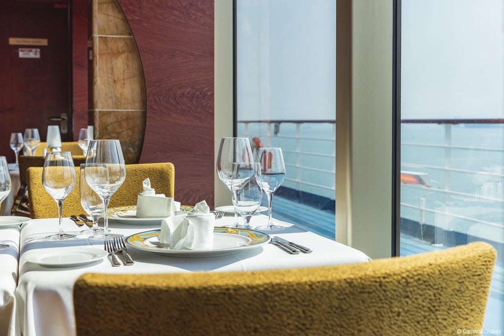 Fahrenheit 555 on Carnival Splendor