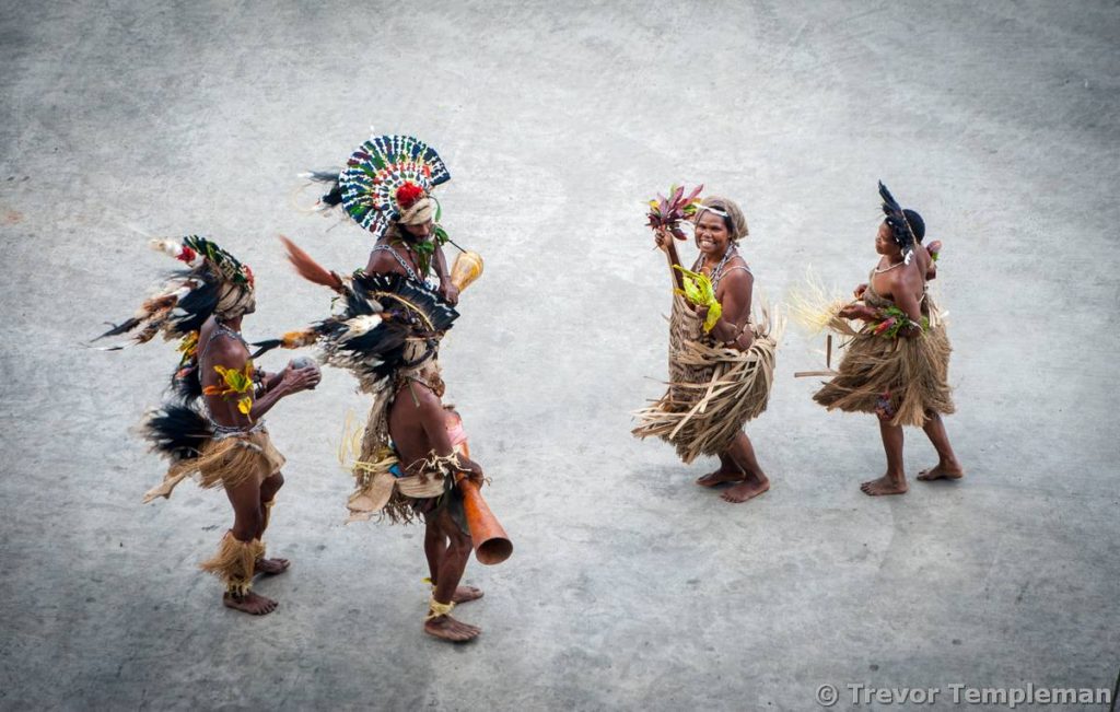 Papua New Guinea dancers