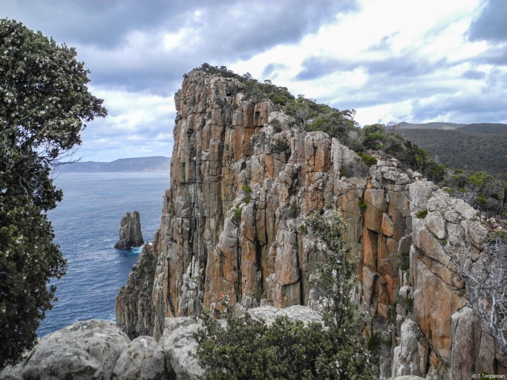 Hiking to Cape Hauy