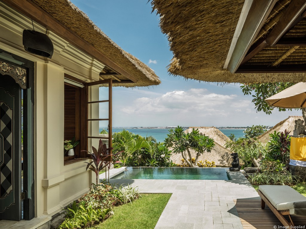 Four Seasons Jimbaran Bay pool villa