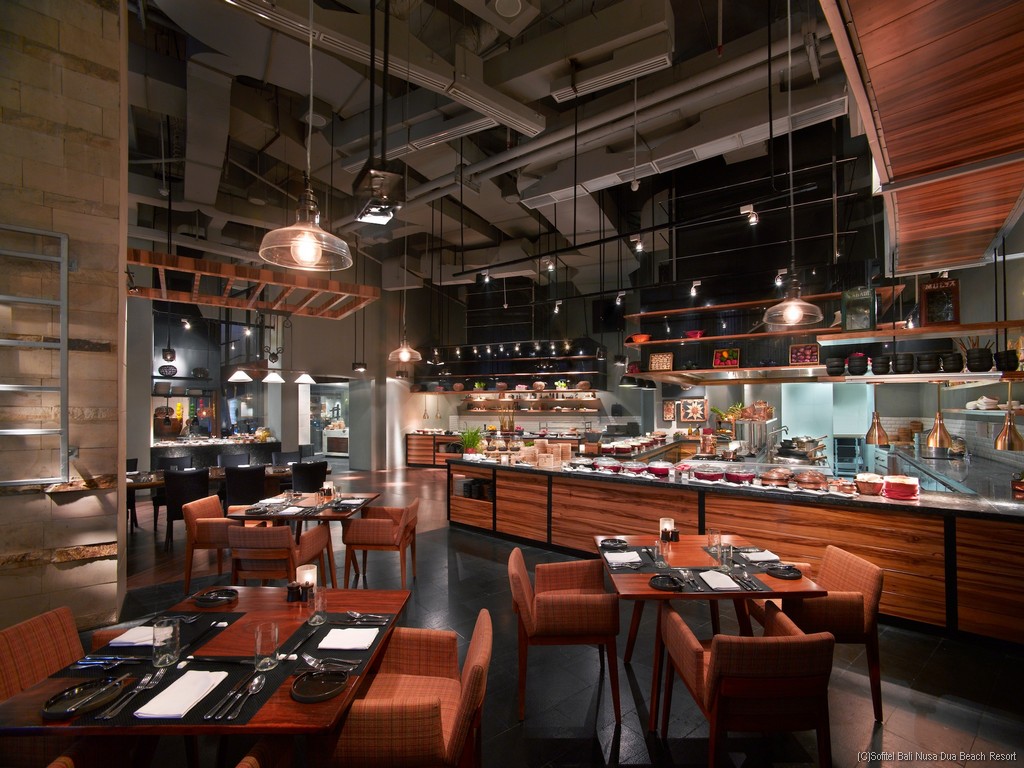 Kwee-Zeen Restaurant at Sofitel Bali Nusa Dua Resort