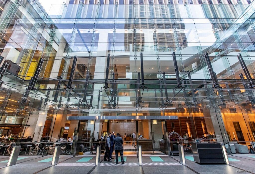 Hilton Sydney porte cochere