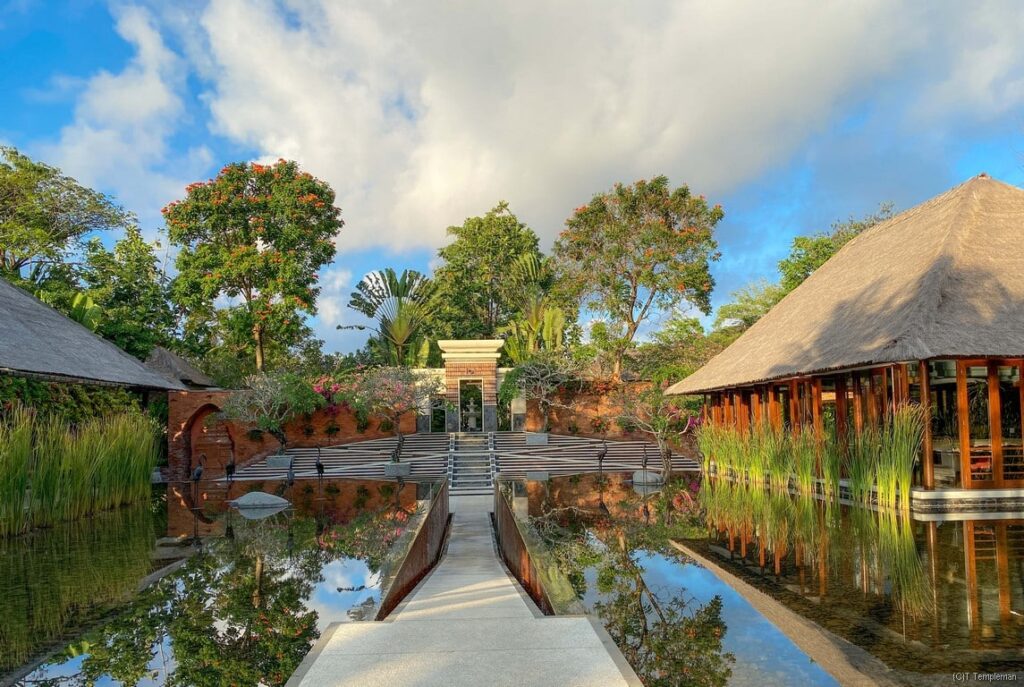 Entry Amarterra Villas Bali Nusa Dua