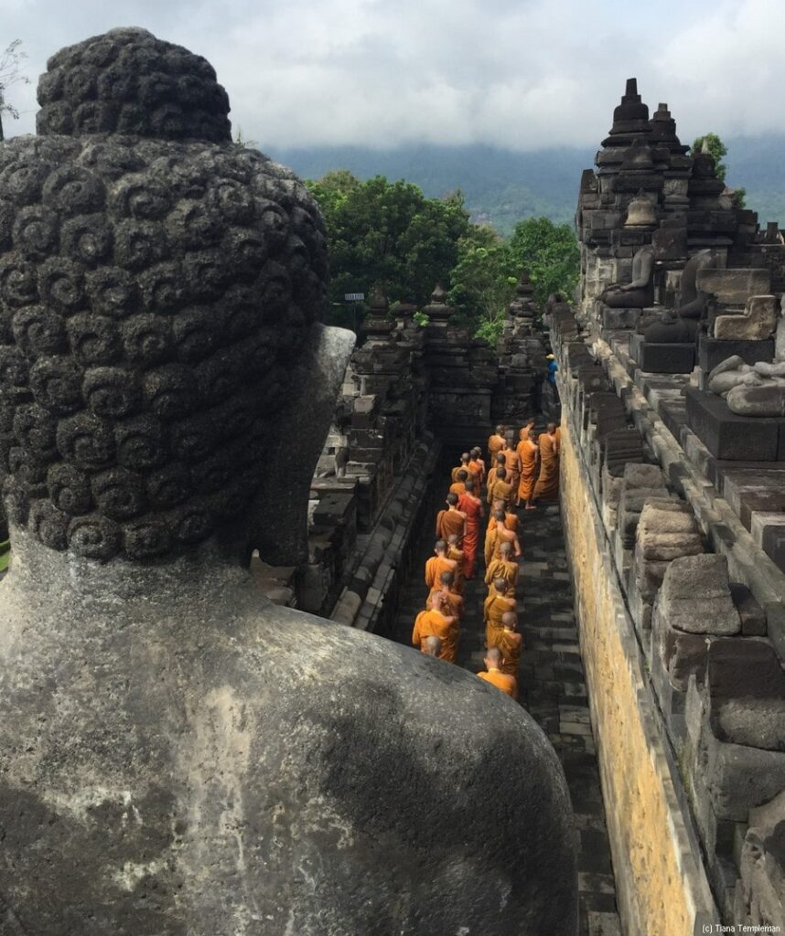 Borobudur monks praying