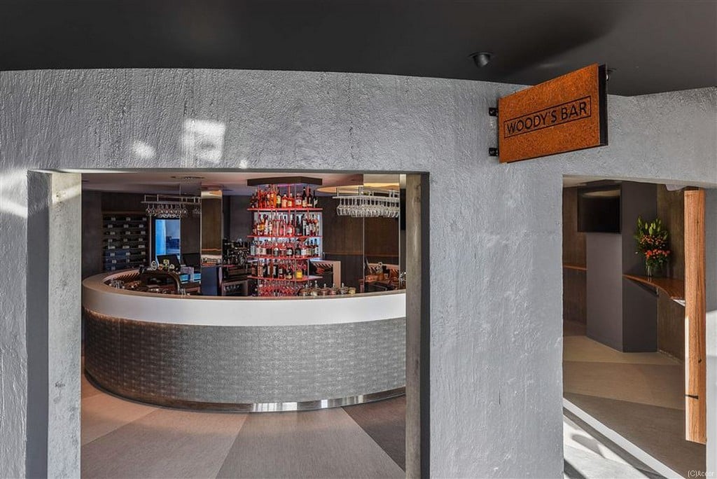 Woodys Bar