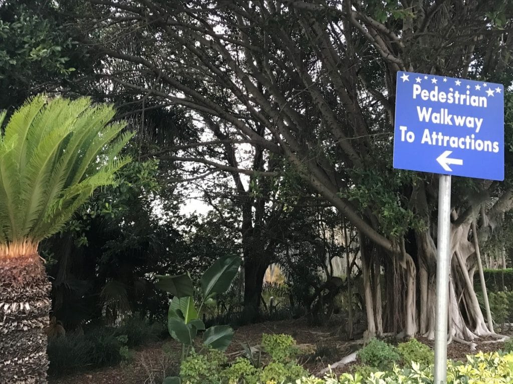 Walking to Universal Studios from DoubleTree by Hilton Hotel at the Entrance to Universal Orlando 