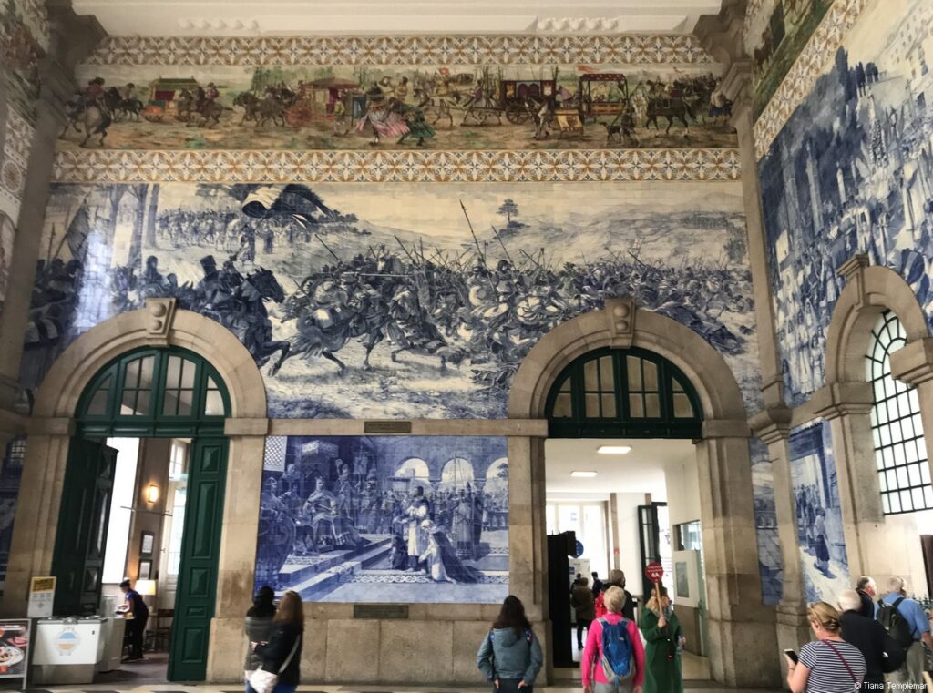 Porto train station