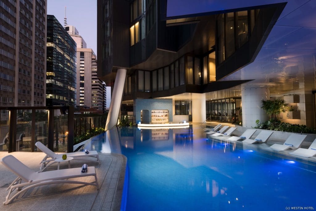 Westin Pool with swim up bar