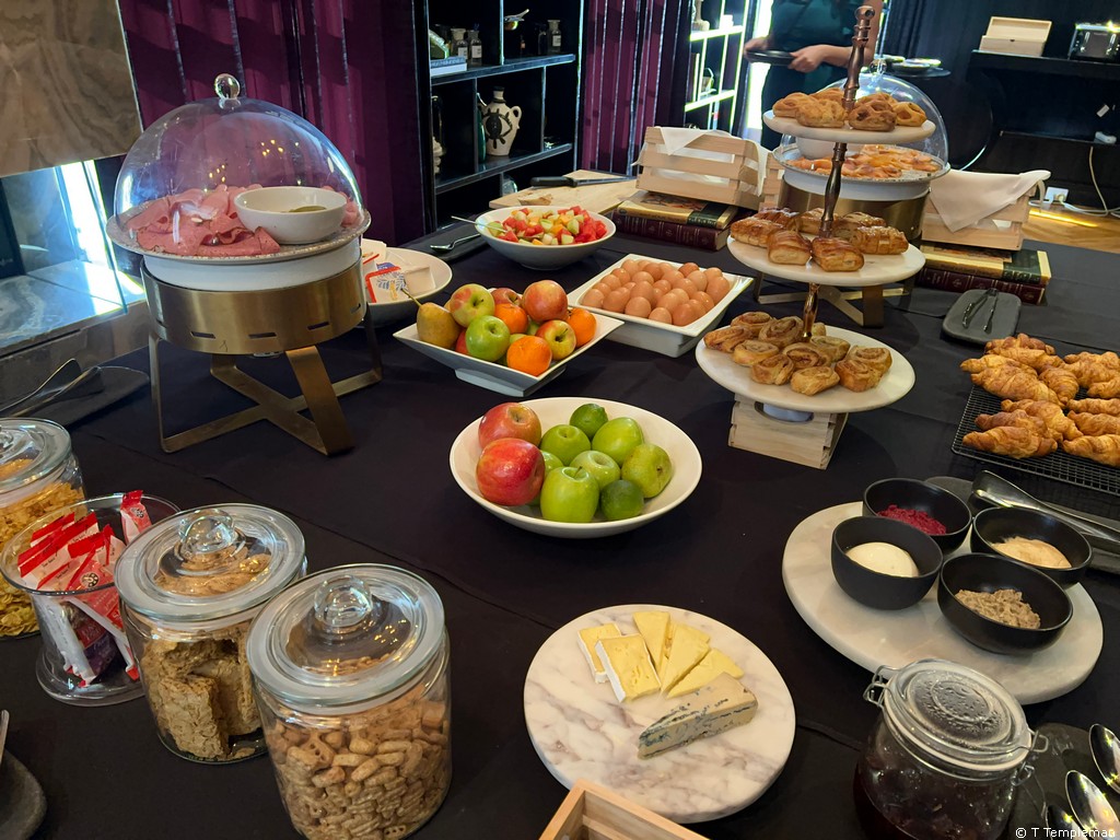 Complimentary breakfast at The Inchcolm