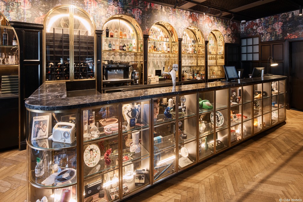 The Inchcolm reception and bar