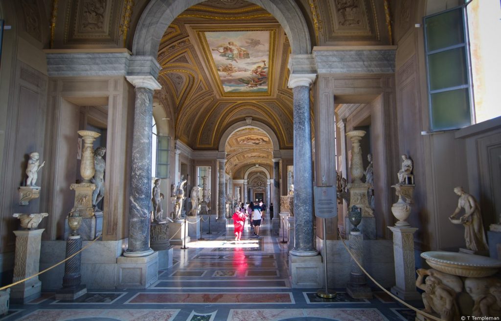 The interior spender of the Vatican is famous